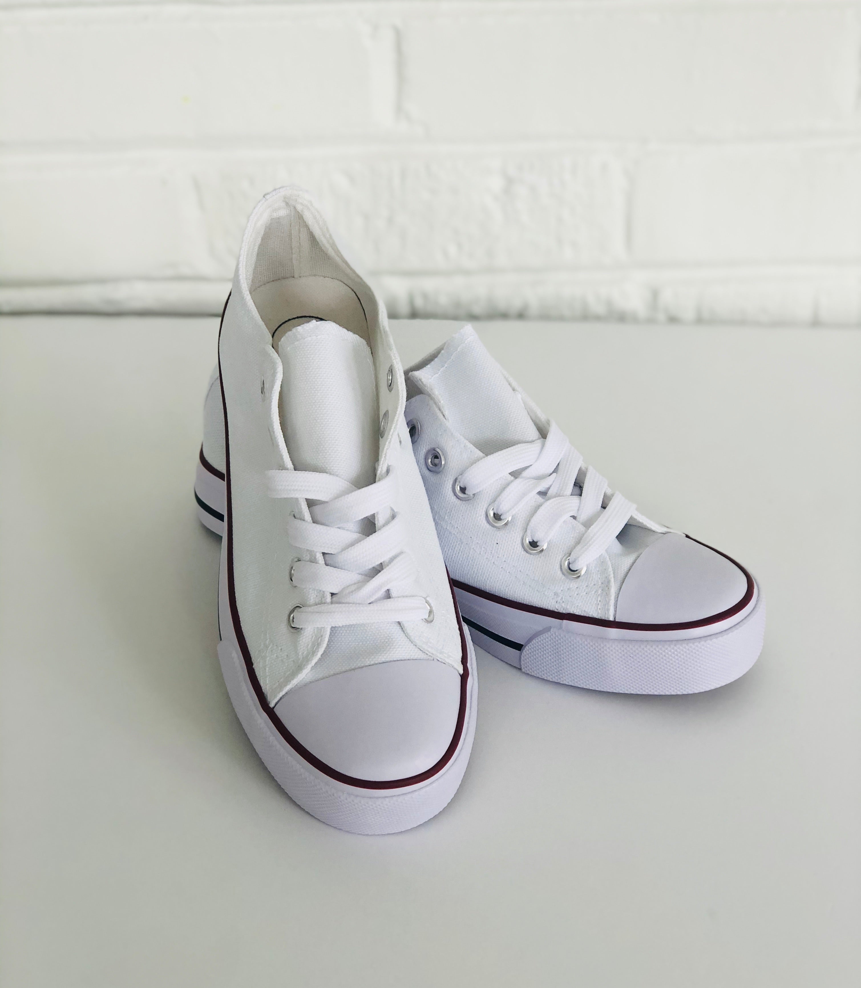 Blank canvas outlet shoes